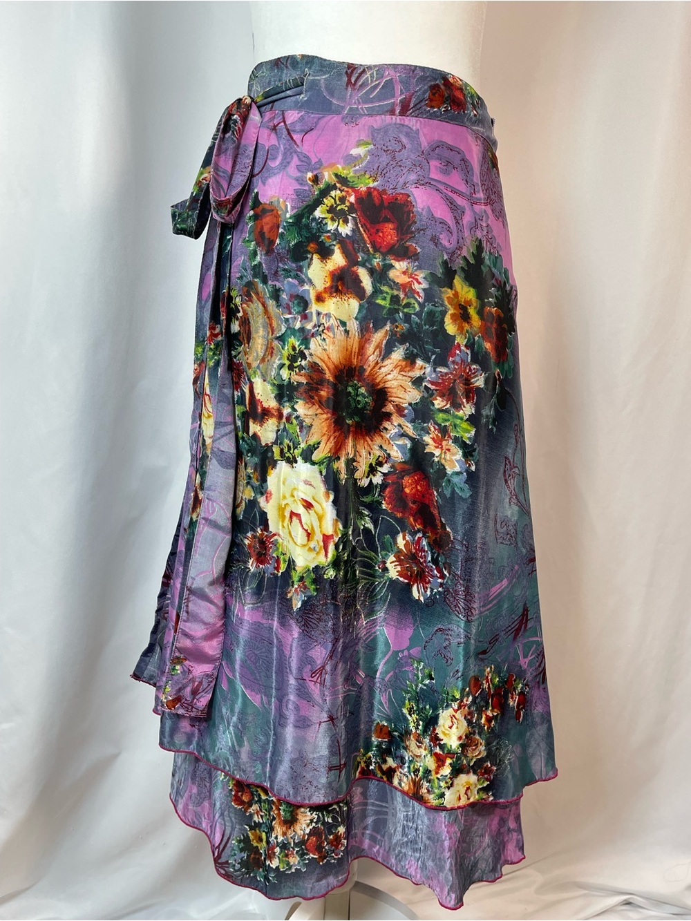 Silk Floral Medium India Purple Tie-Waist Wrap A-Line Skirt Ruffle Flowy Boho
